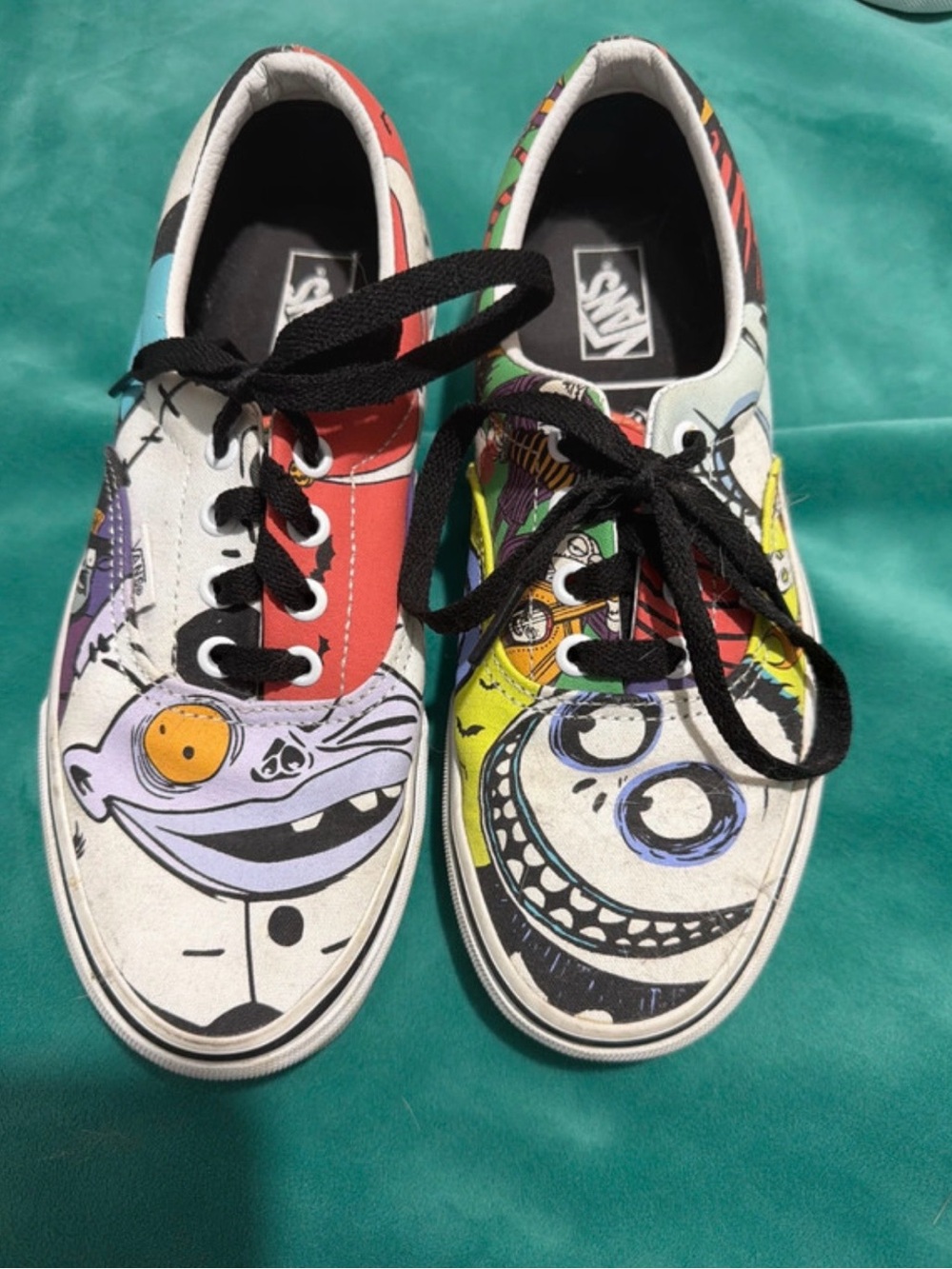 Rare Disney Nightmare Before Christmas Vans Men 6.0 Women
7.5